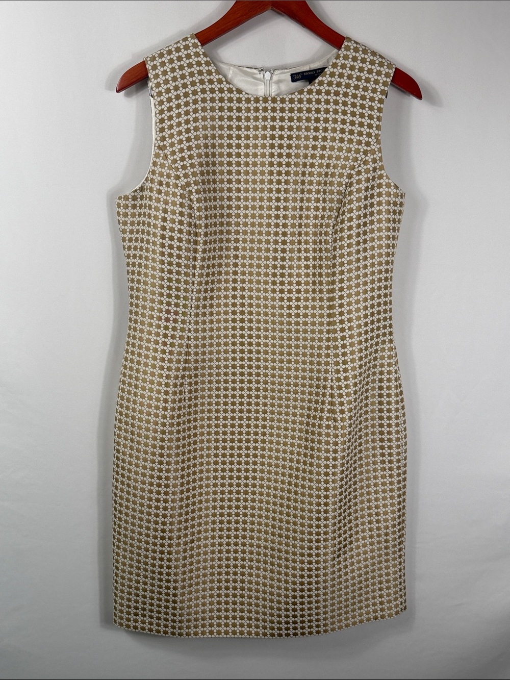 Brooks Brothers Gold and White Sleeveless Shift‎ Dress. Size 12 Petite. NWT